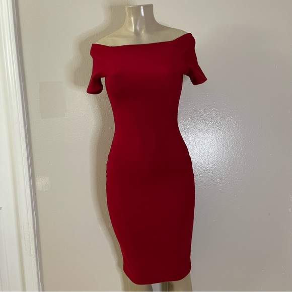 Haute Monde Dresses & Skirts - Haute Monde Women Short sleeve bandage body con dress